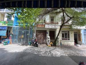Cần bán nhà khu vực Bình Tân