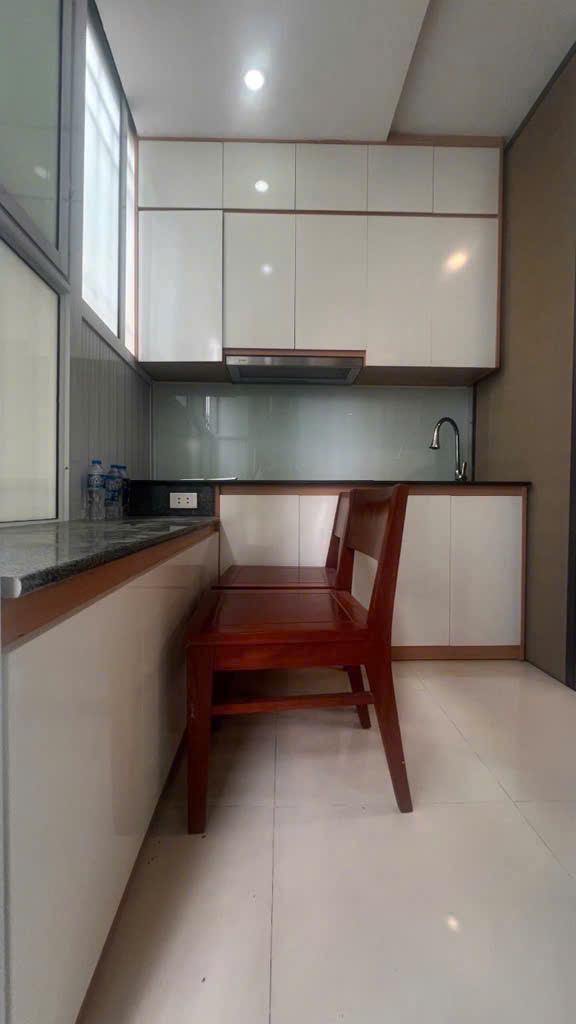 CĂN TẬP THỂ, VỊ TRÍ ĐẸP, MẸC ĐỖ CỬA, Ở NGAY CHỈ 1,9xty
