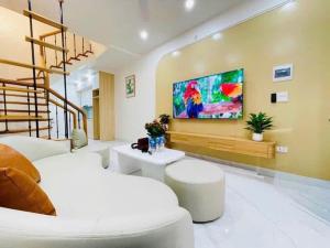 VỊ TRÍ ĐẸP NGÕ RỘNG - OTO ĐỖ CẠNH NHÀ - TẶNG TOÀN BỘ NỘI THẤT MỚI chỉ 6,6 tỷ