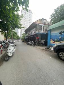 Chỉ dưới 5 tỉ cho căn nhà 3 bước ra mặt phố ngay trung tâm Trần Huy Liệu