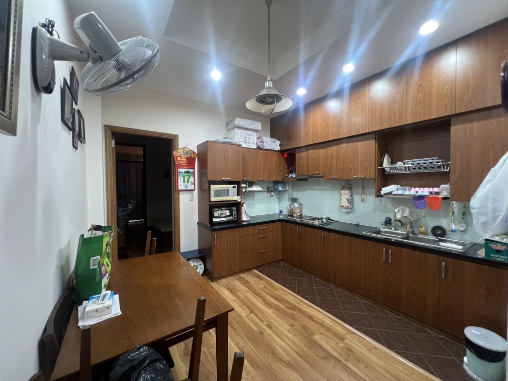 Bán nhà - hẻm xe hơi - 4tỷ