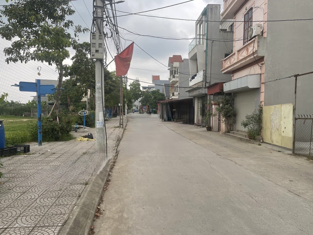 BÁN ĐẤT LÊ XÁ MAI LÂM, MẶT NGÕ GẦN OTO TRÁNH, LÔ GÓC 3 THOÁNG, NGÕ THÔNG BÀN CỜ GIÁ RẺ.
