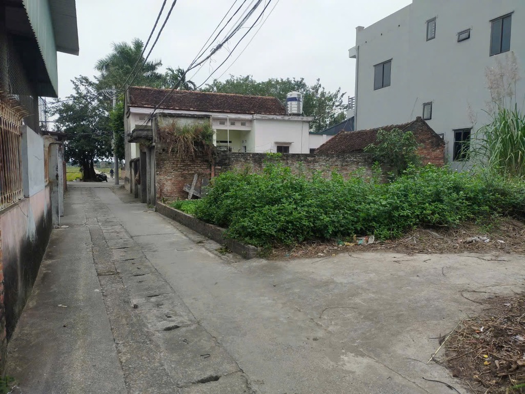 ĐIỂM CUỐI CẦU TỨ LIÊN – CAO TỐC 3B HÀ NỘI THÁI NGUYÊN, LÔ ĐẤT NHỎ XINH GIÁ TỐT, 40m2; 3TỶ6.