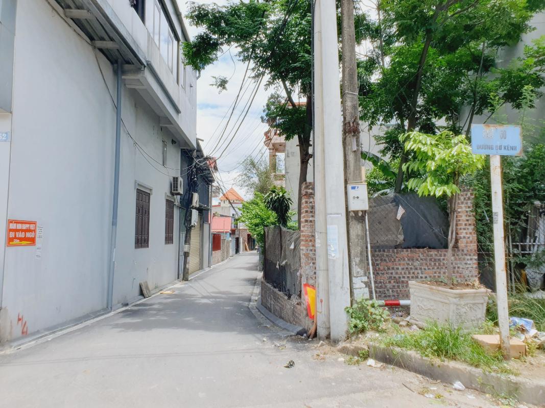 Bán lô góc 70m full thổ cư KD, oto tránh, bờ kênh Sáp Mai VÕNG LA.