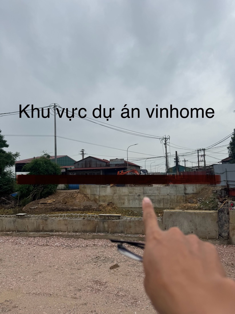Bán nhà 135m2 đất 3tầng oto vào, điểm cuối cầu Tứ Liên, giá rẻ