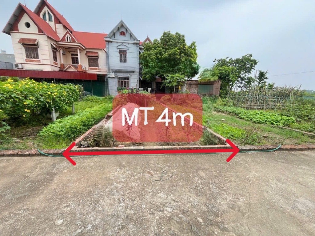RẺ QUÁ! ĐƯỜNG LỚN THÔNG OTO VÀO, DÂN CƯ ĐÔNG ĐÚC, NHỈNH 3TỶ.