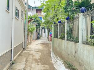 LÔ GÓC SÁT VINCOLOA ĐƯỜNG THÔNG OTO QUA LẠI, CÁCH CẦU ĐÔNG TRÙ 400m, LÔ ĐẤT NHỎ XINH GIÁ RẺ.