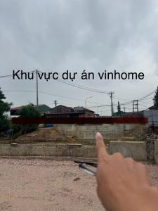 Bán nhà 135m2 đất 3tầng oto vào, điểm cuối cầu Tứ Liên, giá rẻ