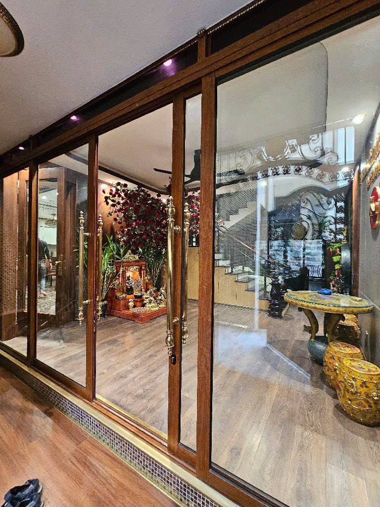 Lô đất cực đẹp-70m2 tại Vân Trì. Ô tô vào tận đất-tránh nhau thoải mái. Hơn 5tỷ
