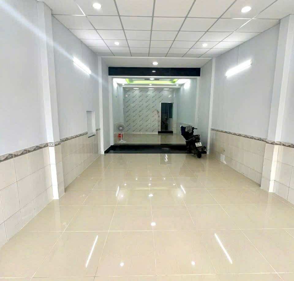 NHÀ 5 TẦNG - KHU BIỆT THỰ BÊN SÔNG HIỆP BÌNH CHÁNH SAU GIGAMAILL- TẶNG NỘI THẤT 1 TỶ - GIÁ 10.6 TỶ GIẢM CHỈ 9.3 TỶ GẤP BÁN