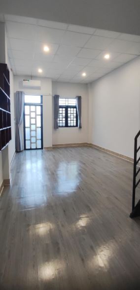 NHÀ ĐẸP HẺM XE HƠI - 50M2 - 3 TẦNG BTCT - NHỈNH 4 TỶ