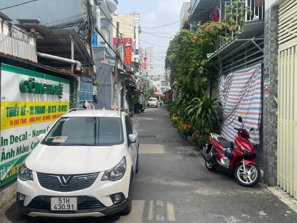 B.ÁN NHÀ 3 TẦNG,92M2 TRẦN THỊ CỜ,,THỚI AN, QUẬN 12, HẺM XE HƠI, NHỈNH 4 T.Ỷ