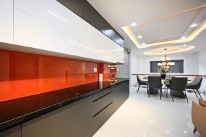 BÁN NHÀ 5 TẦNG BTCT, 76M2, P15, TÂN BÌNH, NHỈNH 6 TỶ