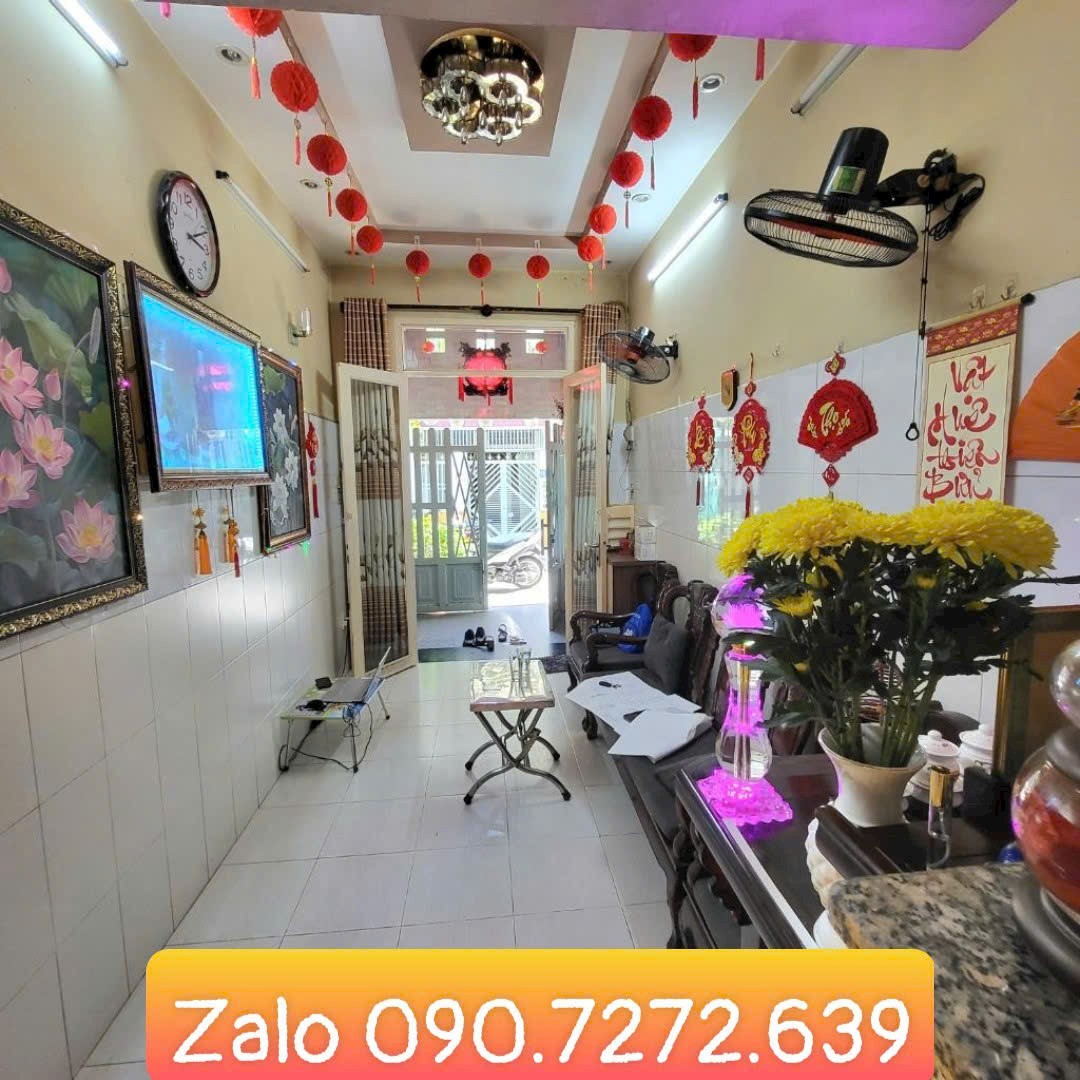 NHÀ ĐẸP QUẬN 4.  HẺM ĐẸP - NỞ HẬU - 3 TẦNG - 3 PN - CẠNH TRƯỜNG ĐẠI HỌC