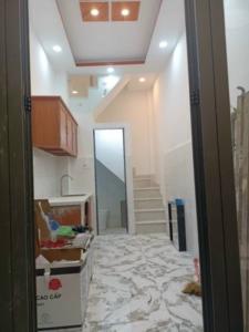 Chính chủ cần bán nhà riêng 1 trệt - 1 lửng - 2 tầng, sân thượng đường Tôn Đản Quận 4