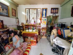 Bán nhà Bến Vân Đồn. Nằm trong khu vực đông dân cư, an ninh, kinh doanh sầm uất