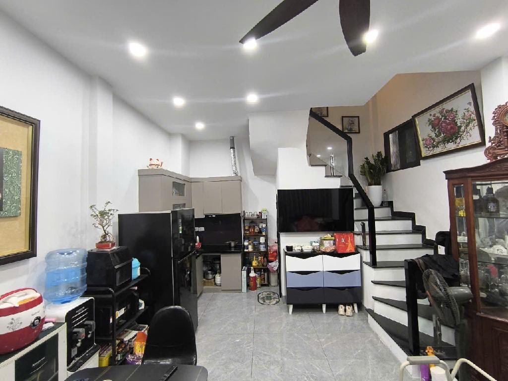 NHÀ ĐẸP TRƯƠNG ĐỊNH 35M²,MT:3.5m, 5 TẦNG - GẦN Ô TÔ TRÁNH - CHỈ NHỈNH 6 TỶ.