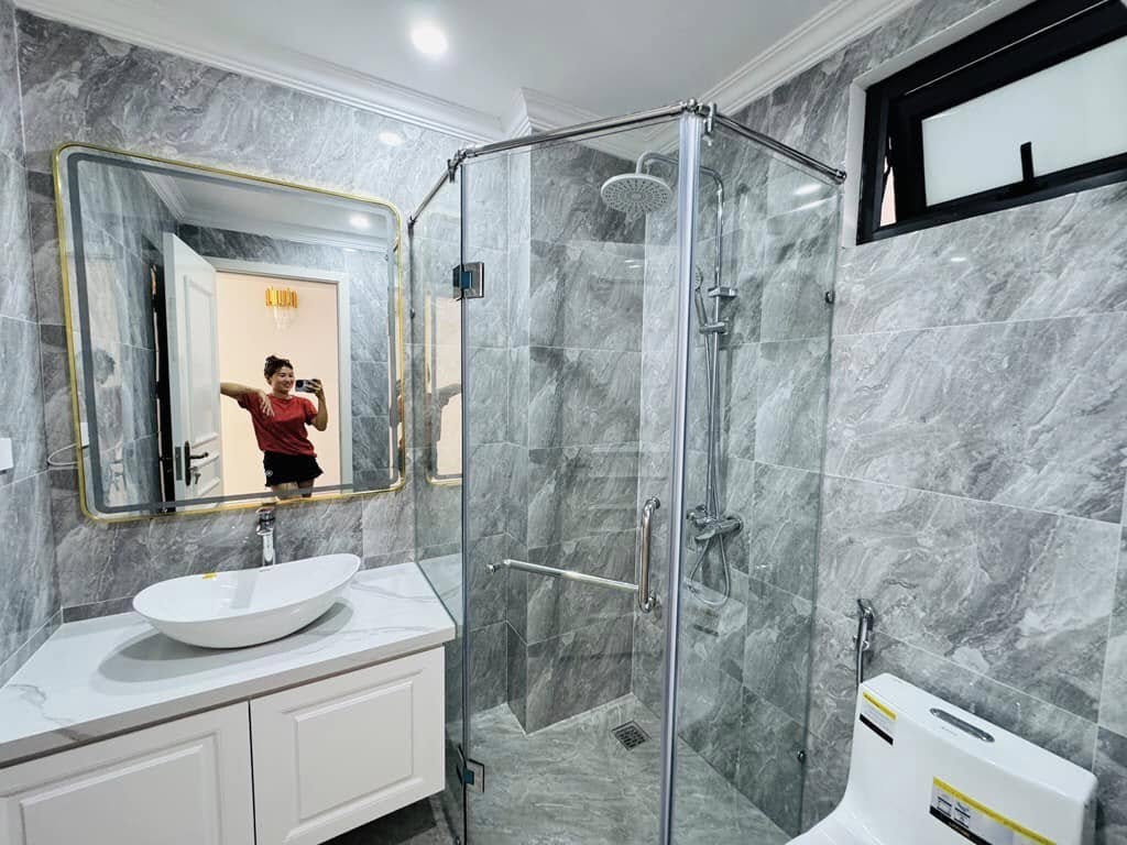 NHÀ ĐẸP PHỐ YÊN LẠC- KIM NGƯU OTO CHẠY VÒNG QUANH