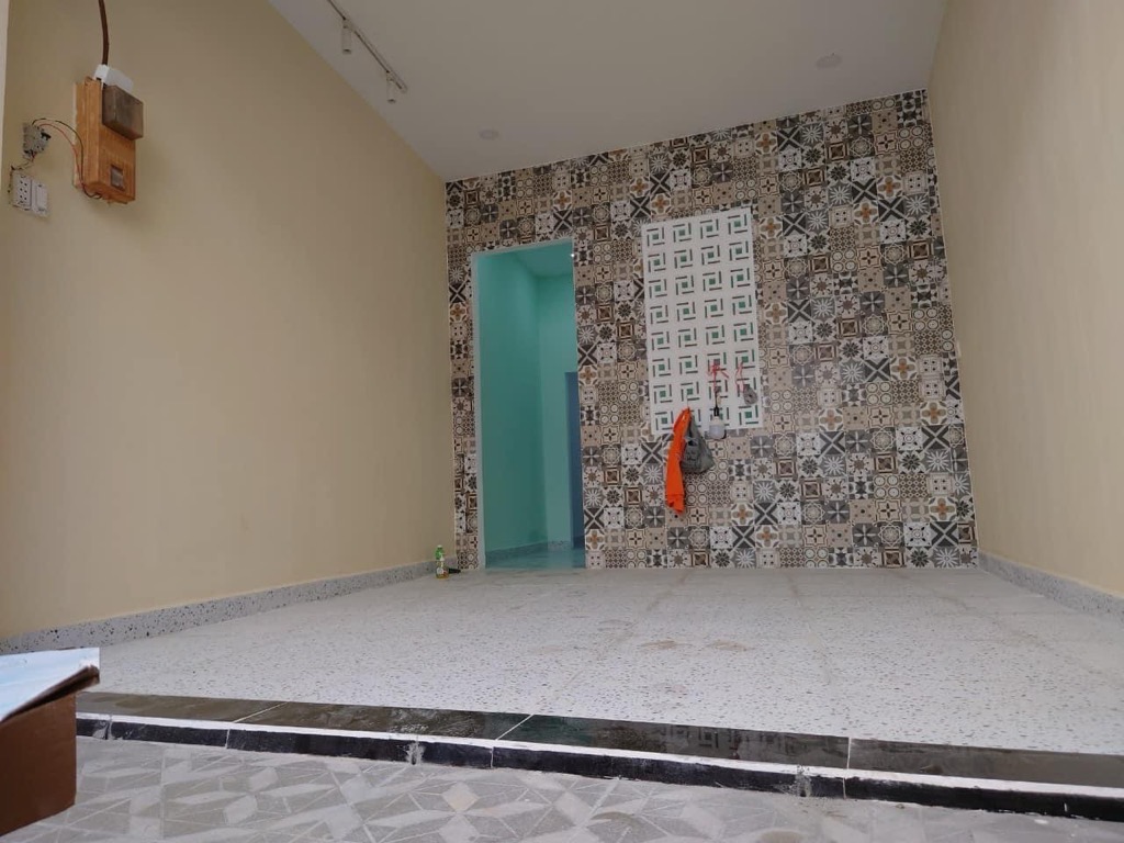 Nhà dưới 4 tỷ, kế bên chợ Thủ Đức