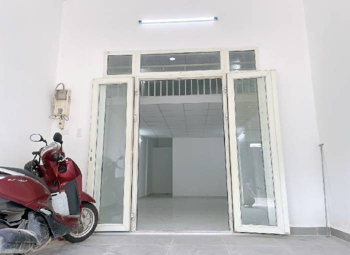 BÁN NHÀ MẶT TIỀN ĐƯỜNG 8M,PHƯỜNG HIỆP THÀNH QUẬN 12 - CÁCH 20M RA MẶT TIỀN LÊ VĂN KHƯƠNG, KHU DÂN CƯ,KINH DOANH SẦM UẤT-  4.0x17 m2  - CHỈ 4.9 TỶ