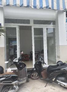 NHÀ QUẬN 9 - GIÁ NHỈNH 5 TỶ - VÀO Ở NGAY