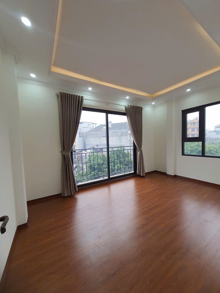 PHAN ĐÌNH GIÓT - 5 TÂNG - THANG MÁY - Ô TÔ NGỦ TRONG NHÀ- NHỈNH 13 TỶ