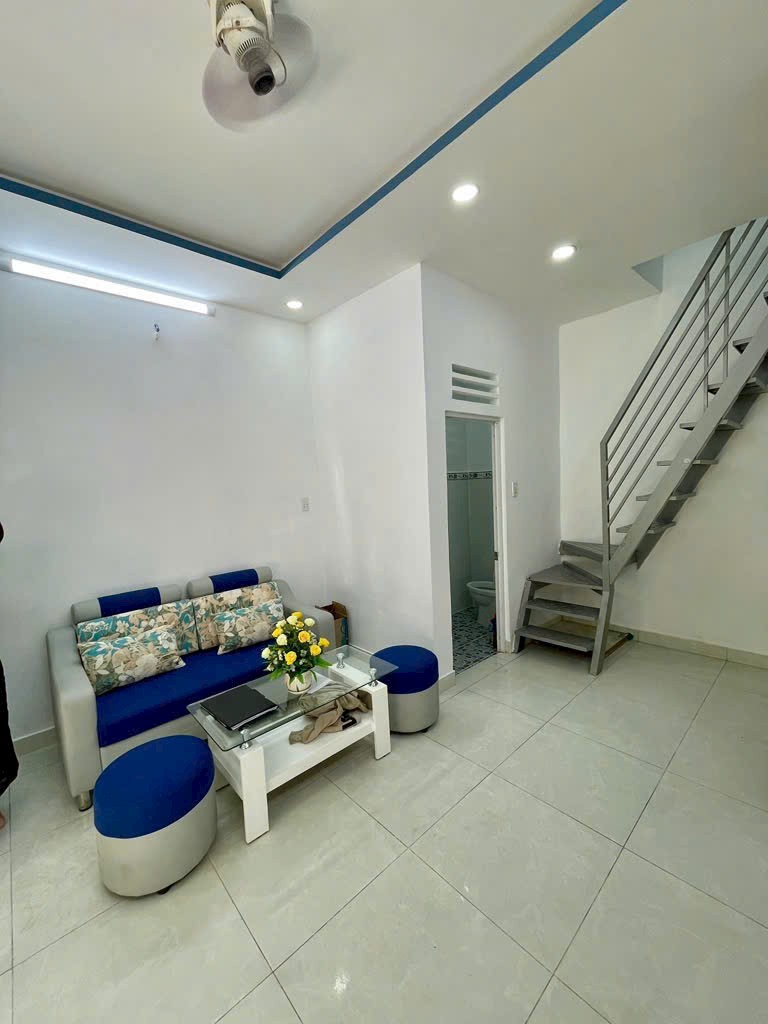 Chính chủ bán căn nhà 20m 2TẦNG 2ty550 đường B3