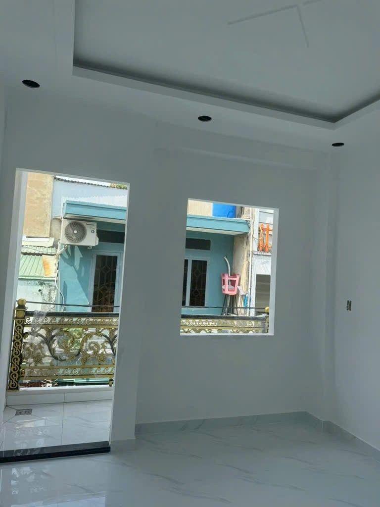 Chính chủ bán căn nhà 40m 2tầng 3ty970 đường hương lộ 2