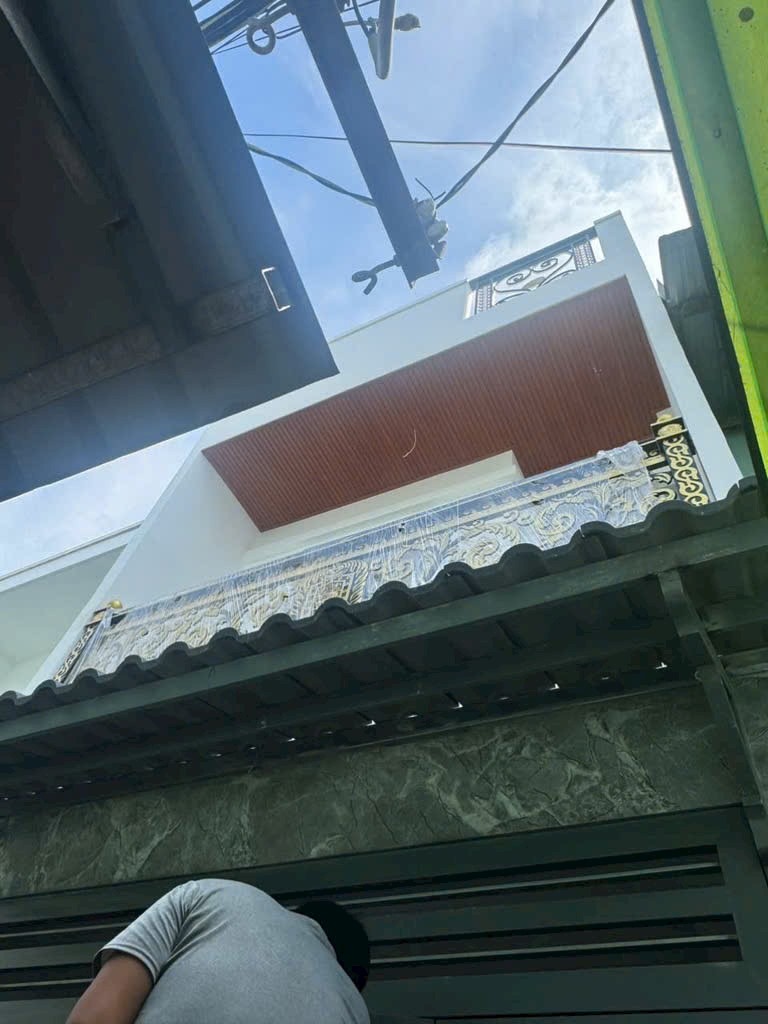 Chính chủ bán căn nhà 40m 2tầng 3ty970 đường hương lộ 2