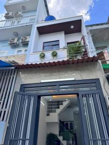 Chính chủ bán căn nhà 30m 2TẦNG 3ty680 đường trương quốc phan