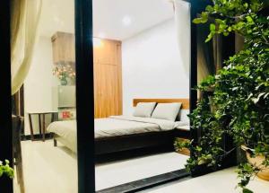 Thạch Bàn Long Biên - 50m-5tầng-14tỉ.
