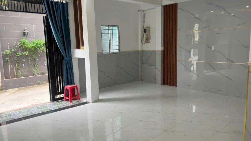 Bán nhà 2 tầng, gara ô tô ngay Tô Ngọc Vân, Thủ Đức giá 5,8 tỷ