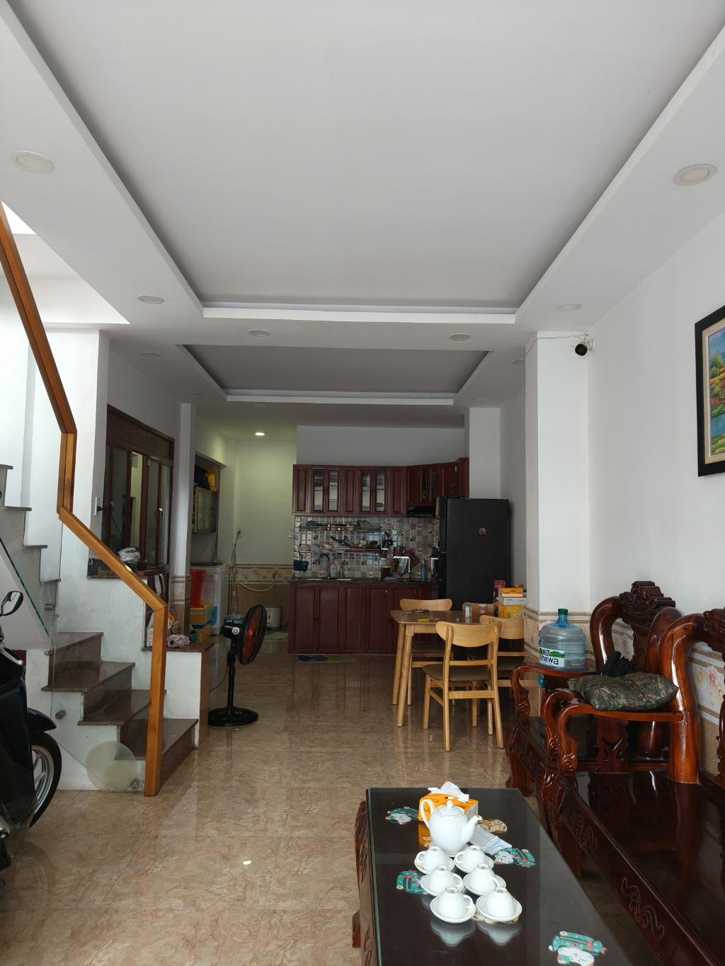 Bán nhà 2 tầng, 70m2 gần Lã Xuân Oai Quận 9, giá 4,25 tỷ