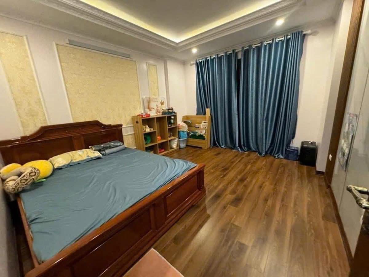 Bán nhà 3 Tầng, HXH, Bình Trưng Tây, Quận 2 giá 4,9 Tỷ