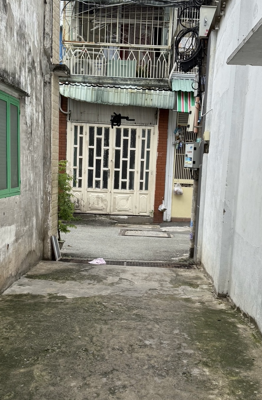 Bán nhà cấp 4 gần Uỷ ban Trường thọ, Thủ đức, Hcm