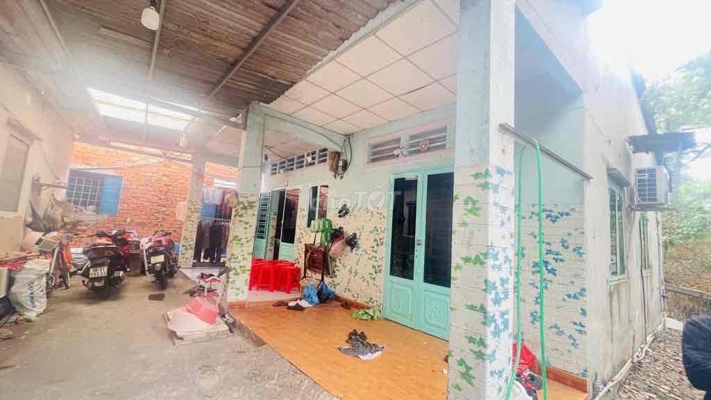 Nhà cấp 4 gần ĐH Sư phạm kỹ thuật Thủ đức