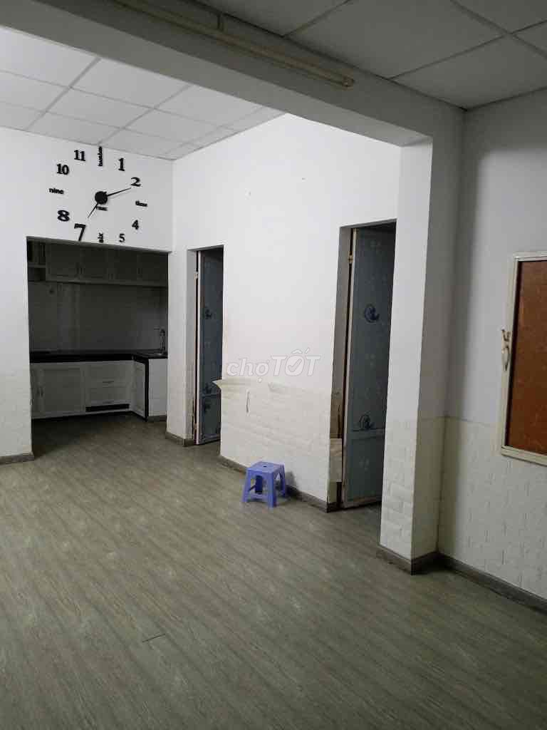 Nhà nhỏ tiền, diện tích to, hẻm lớn trung tâm Trường thọ, Thủ đức