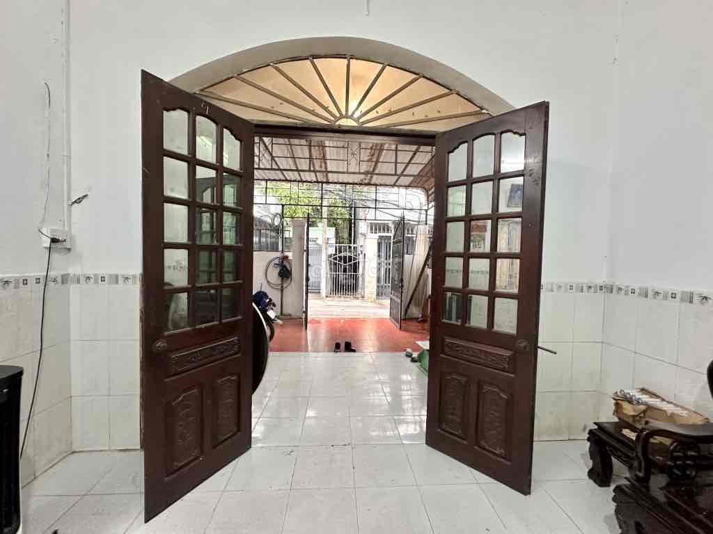 Nhà 1 xẹt Đặng Văn Bi 56m2 Trường thọ, Thủ đức