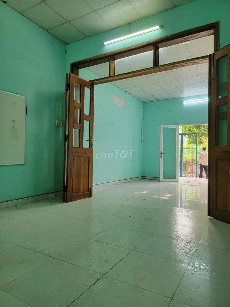 Nhà 2 mặt tiền hẻm ô tô gần Khu CN cao quận 9, Hcm