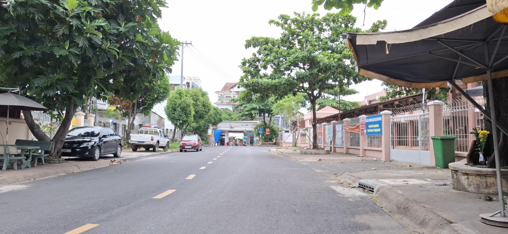 Đất 95m2 1xẹt đường 4m Nguyễn duy trinh Phú hữu Thủ đức