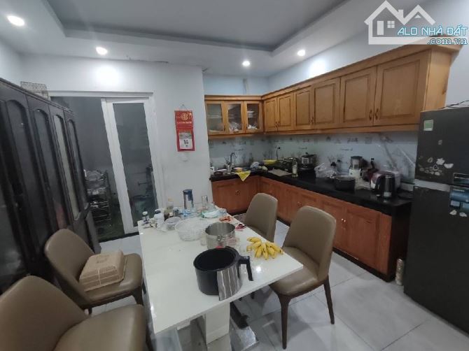 Nhà ngộp 2 tầng đường số 2, chỉ 4,5T, Hiệp Bình Phước, Thủ Đức