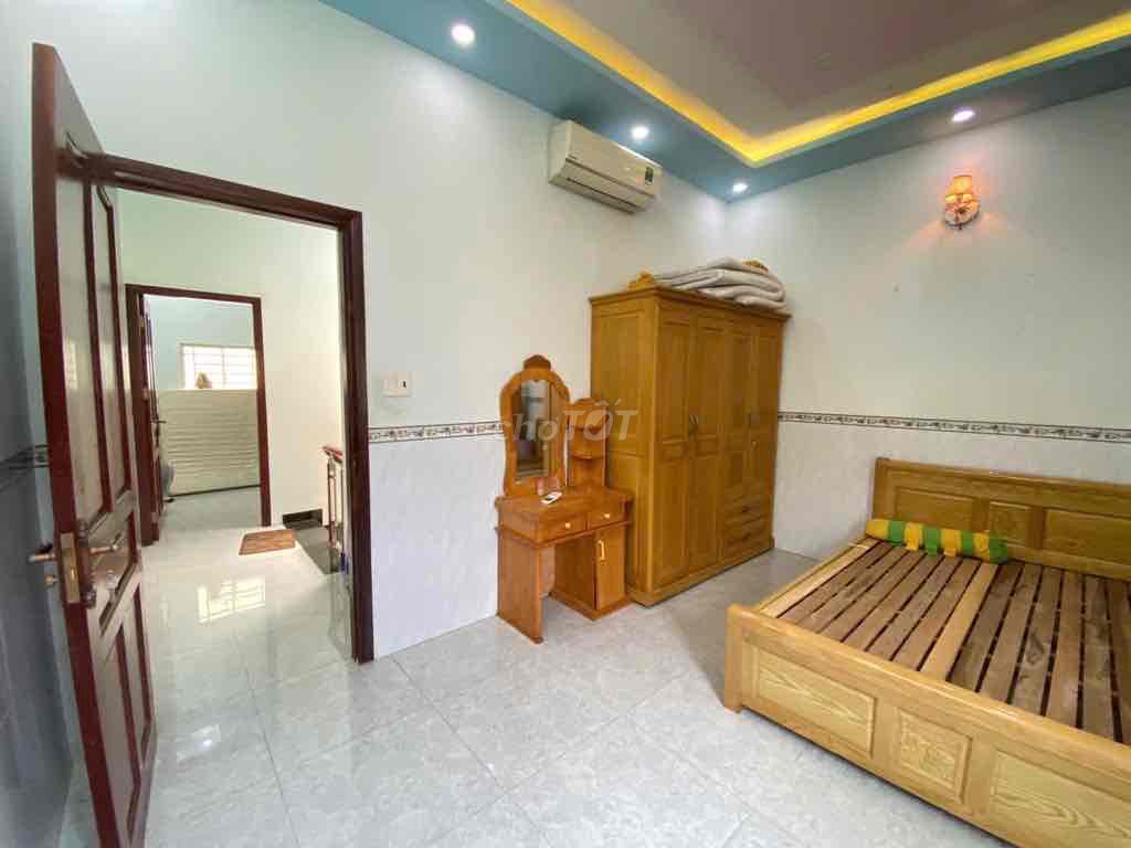 Nhà Hẻm ô tô cách Nguyễn Duy Trinh 200m, Long Trường, Quận 9 cũ