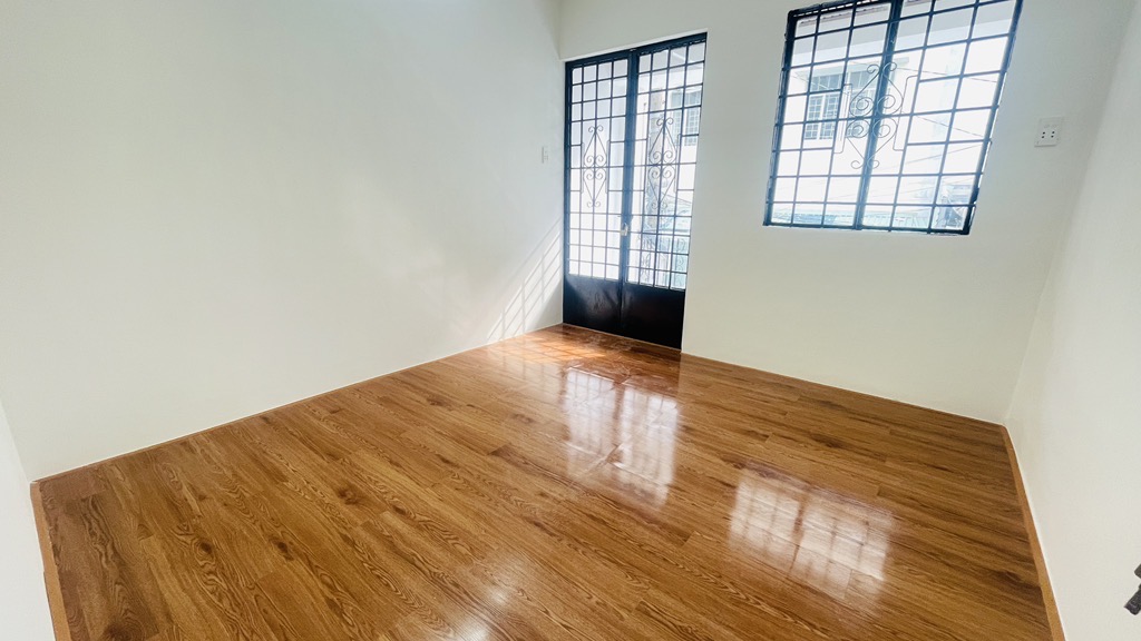 Nhà 60m2 Hẻm 7m Đường Lê Văn Việt, ngay VINCOM Q9 cũ, HCM