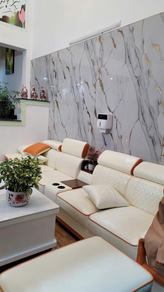 NHÀ NGỘP BANK 3 TẦNG GÒ CÁT, LONG TRƯỜNG, QUẬN 9 Cũ
