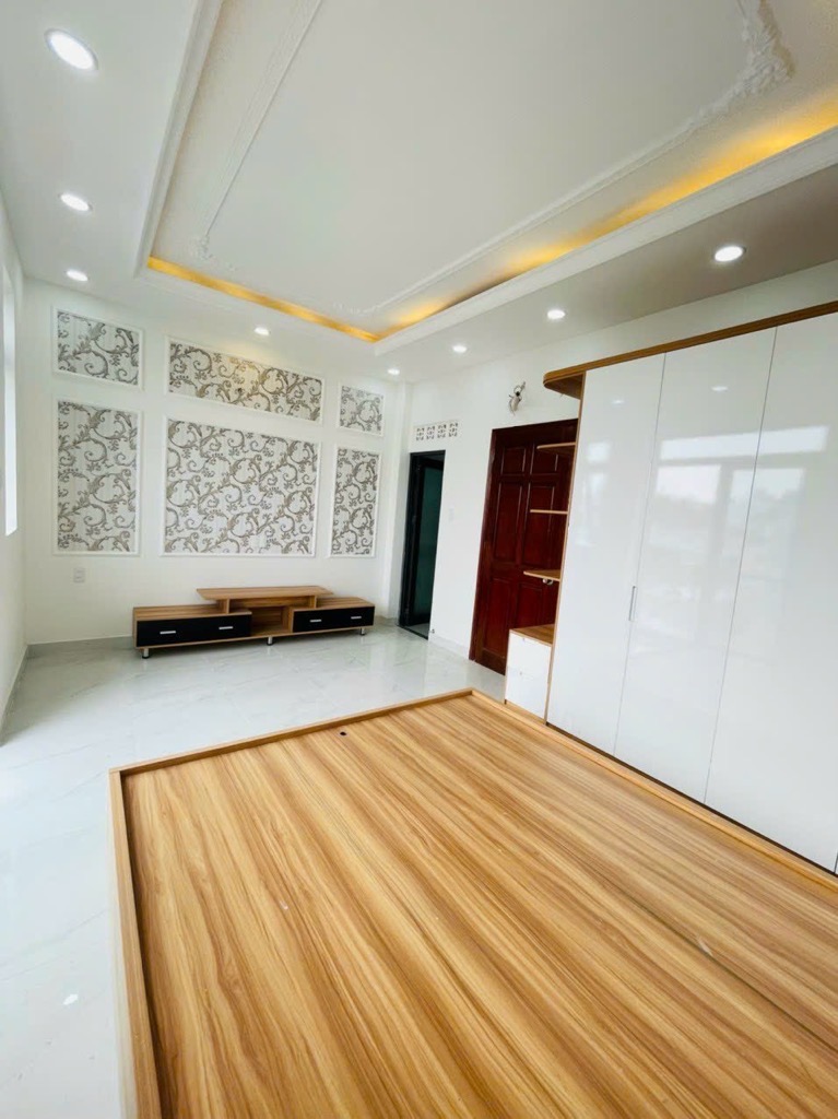 NHÀ MỚI 4 TẦNG ĐỐI DIỆN GIGAMALL, HIỆP BÌNH CHÁNH THỦ ĐỨC