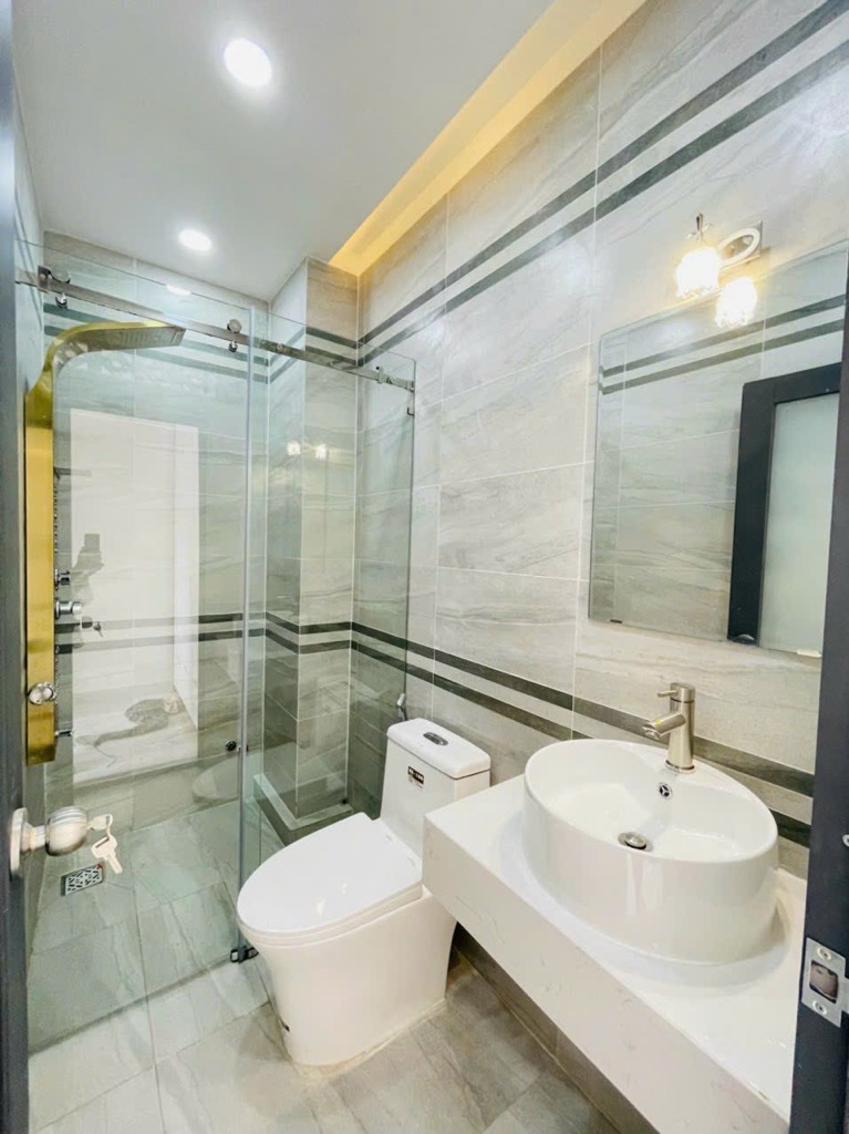 NHÀ MỚI 4 TẦNG ĐỐI DIỆN GIGAMALL, HIỆP BÌNH CHÁNH THỦ ĐỨC