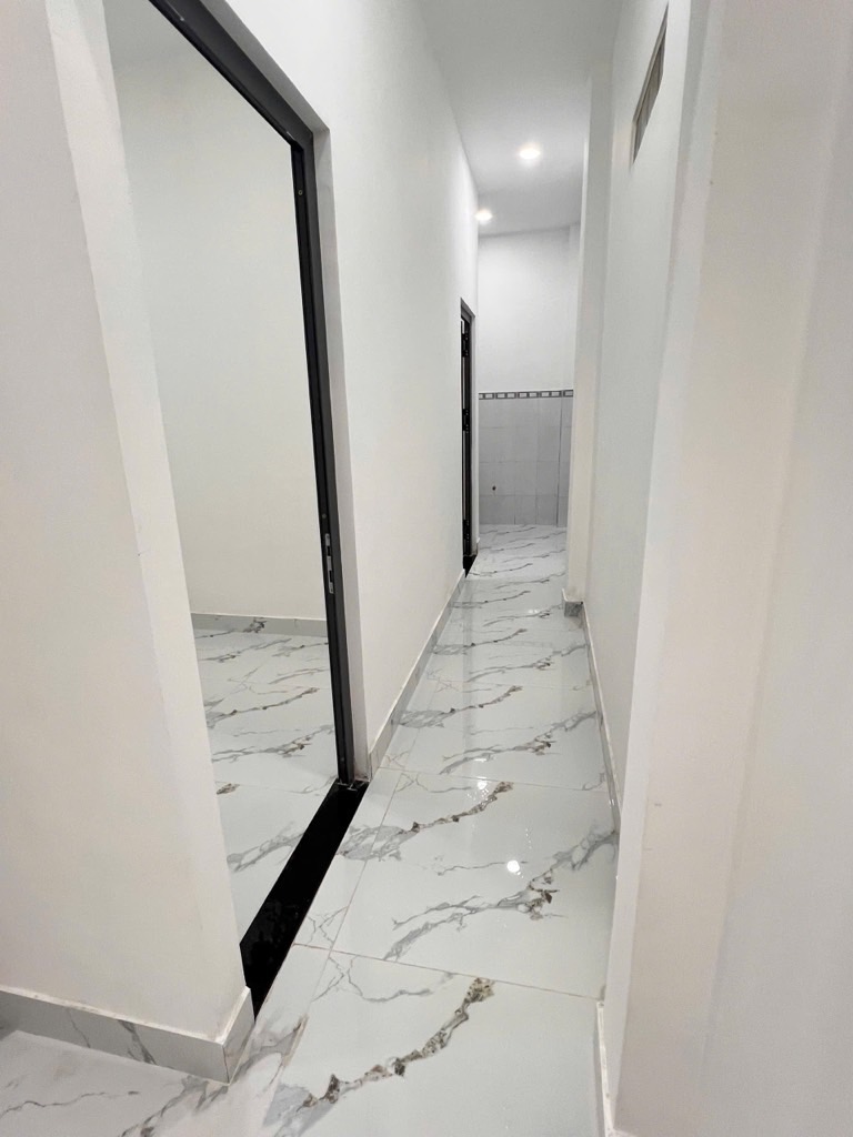 NHÀ NGỘP ĐƯỜNG SỐ 1, LONG TRƯỜNG, QUẬN 9 cũ
