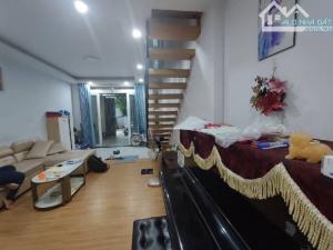 Nhà ngộp 2 tầng đường số 2, chỉ 4,5T, Hiệp Bình Phước, Thủ Đức