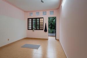Nhà ngay chợ Phước Bình, Quận 9 cũ