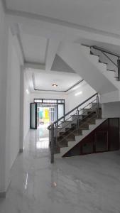 Nhà 2 tầng mới, ngay Phạm Văn Đồng, Linh Tây, Thủ Đức